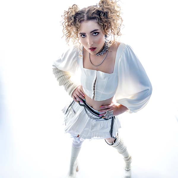 GRIPPA bids adieu to sweet valentines with her heartbreak-soaked anthem, “Fish”.